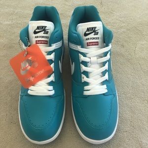 NWT Supreme/Nike SB Air Force 2 10.5 Teal